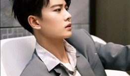 娱乐圈爆料任嘉伦蓝盈莹,甜蜜互动引粉丝热议